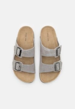 Pier One Leather Unisex - Pantoffels - Grey 9 Pier One Leather Unisex - Pantoffels - Grey -Pier One Goedkope Winkel 6e172422b00e484a8ac21c5f565af9d6