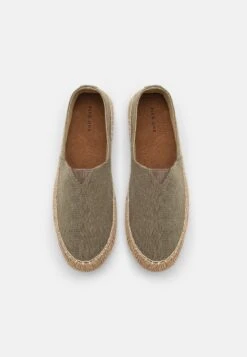 Pier One Espadrilles - Brown 9 Pier One Espadrilles - Brown -Pier One Goedkope Winkel b8b6a1b5c8f4462e91558b6bd6046520
